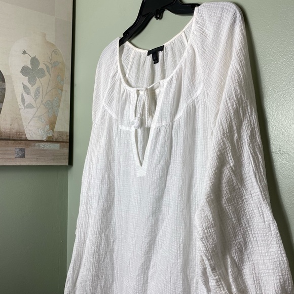 J. Crew Dresses & Skirts - PREOWNED JCREW DRESS W/ KEYHOLE TASSLE.MIDI